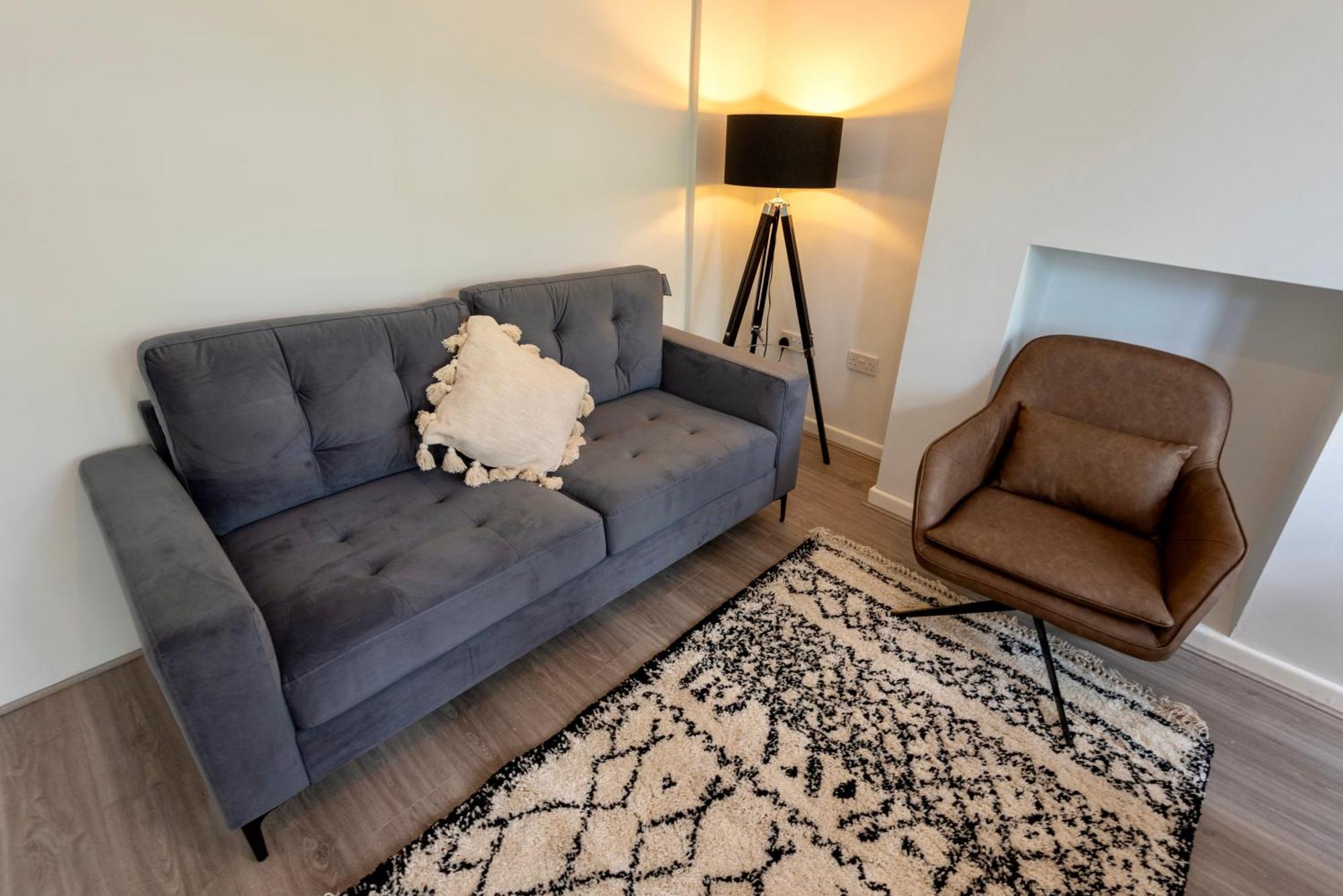 Single Room In Brand New 5 Bedroom Home BW Room 2 Solihull Exterior foto